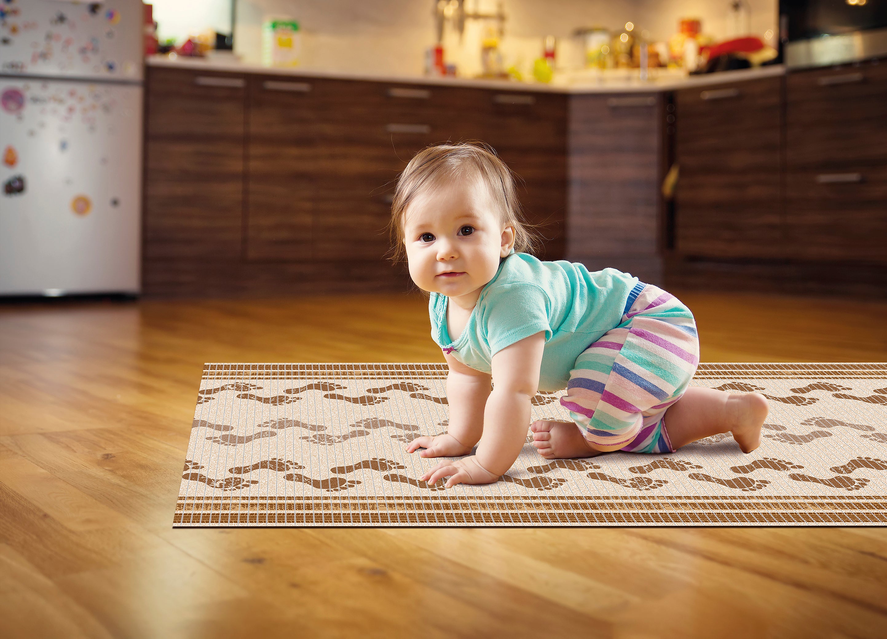 Fürdőszobai habosított pvc szőnyeg, lábnyom mintás , 65 cm széles