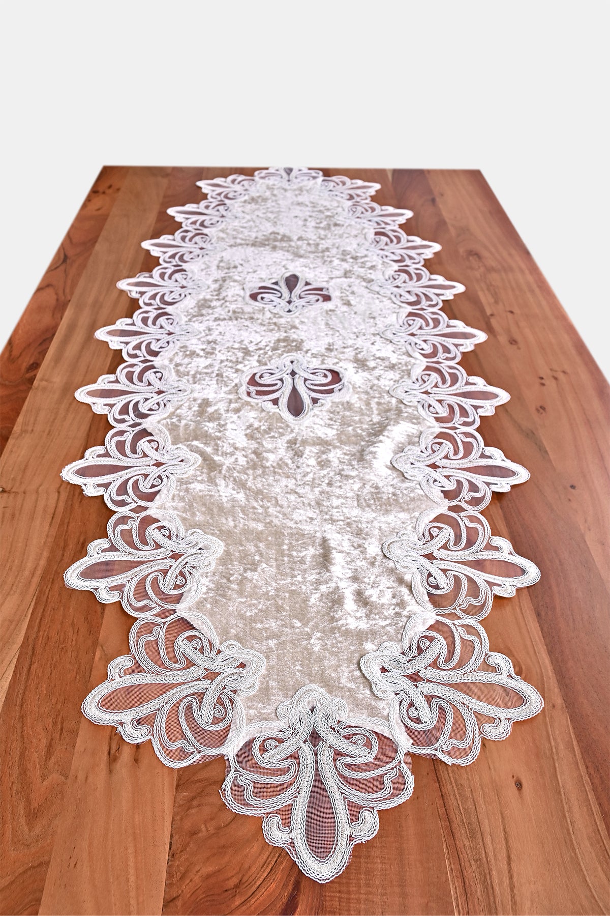 Viento bársony asztali futó bézs színű, arany csipkével 65x160 cm