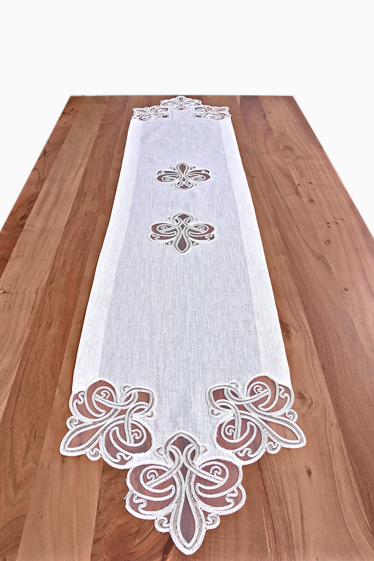 Viento Eko asztali futó törtfehér szemcsés vászon, arany csipkével 40 x 155 cm