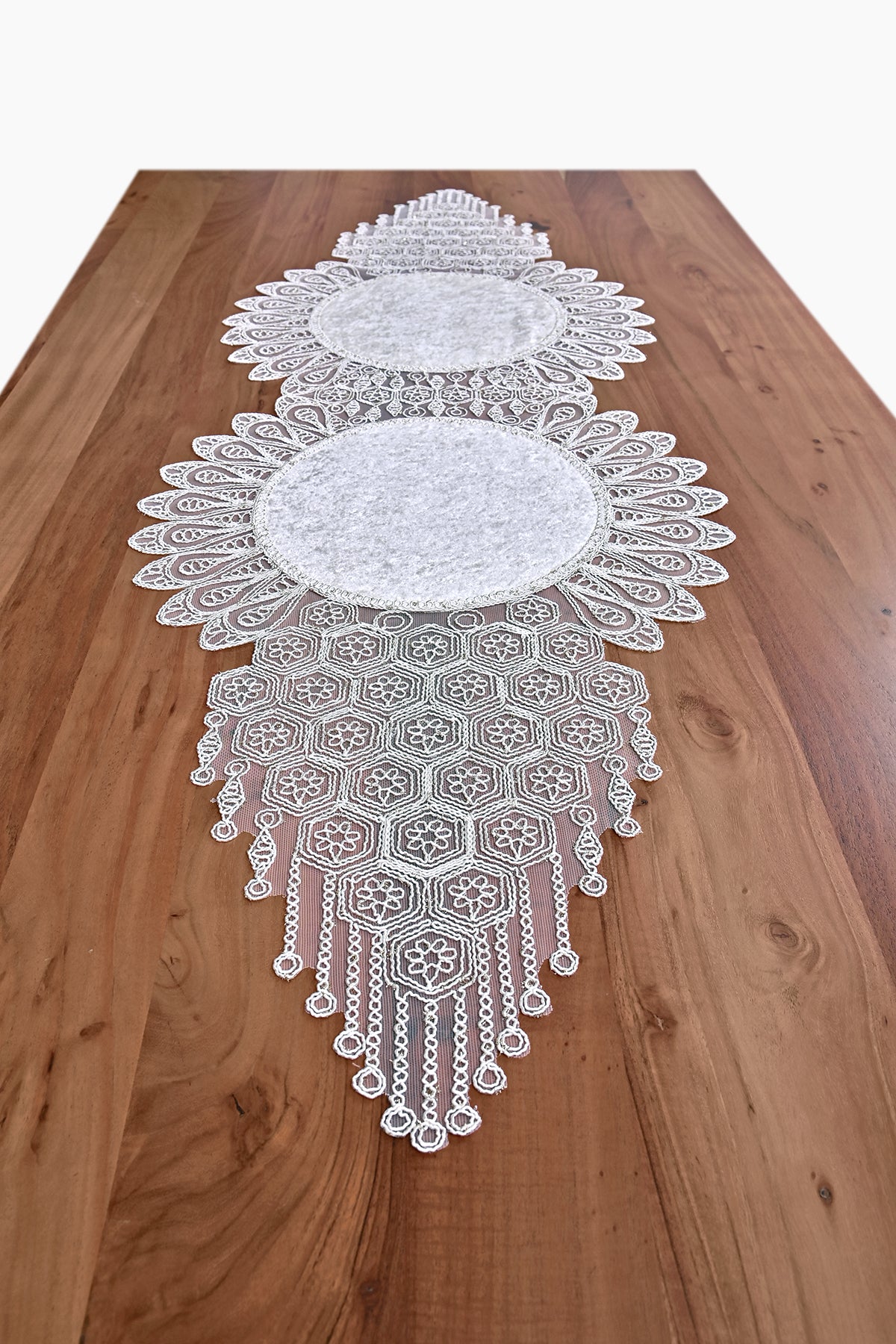 Damla bársony asztali futó, fehér színű, fehér-arany csipkével 45 x 130 cm